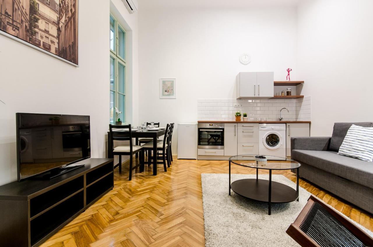 B63 2 Bedroom Apartment In Heart Of City Budapest Extérieur photo